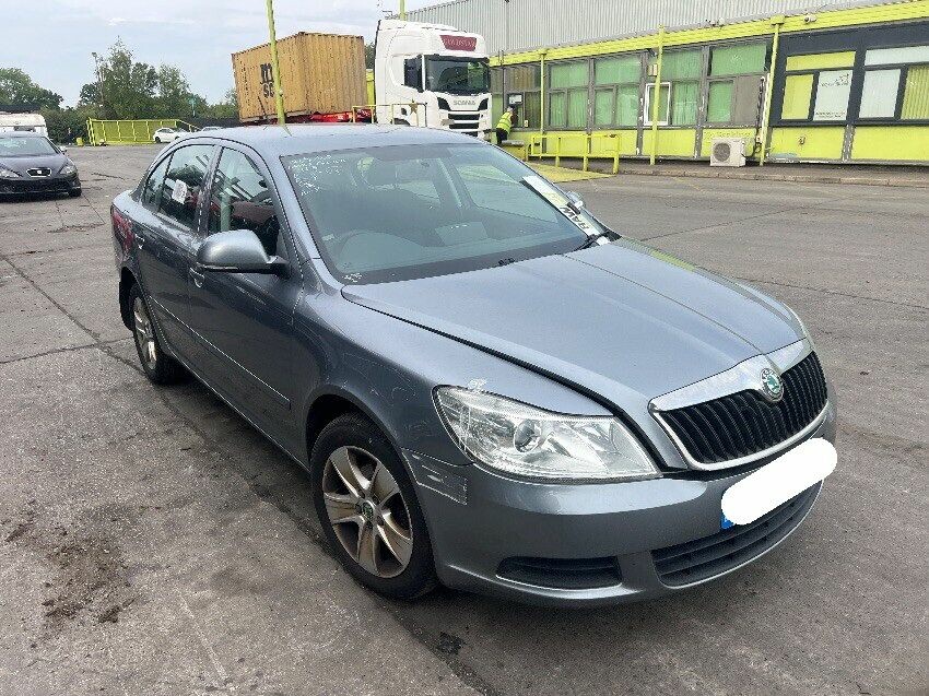 2012 SKODA OCTAVIA