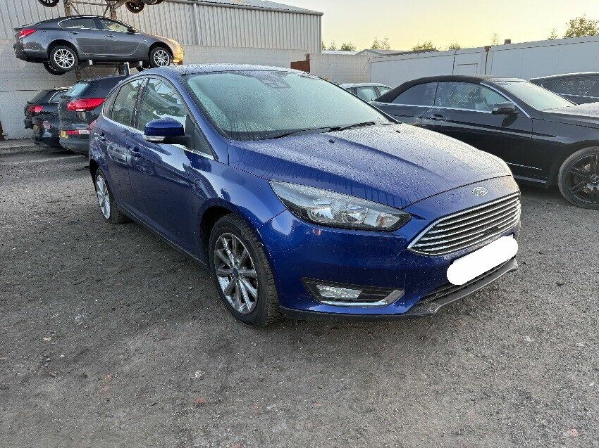 2016 FORD FOCUS