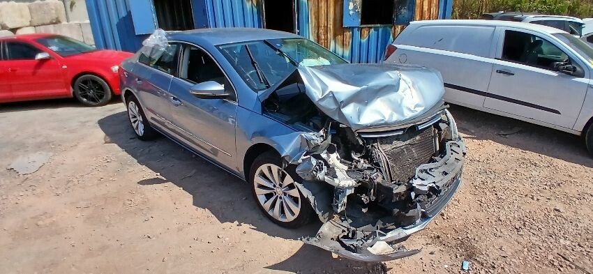2009 VOLKSWAGEN PASSAT