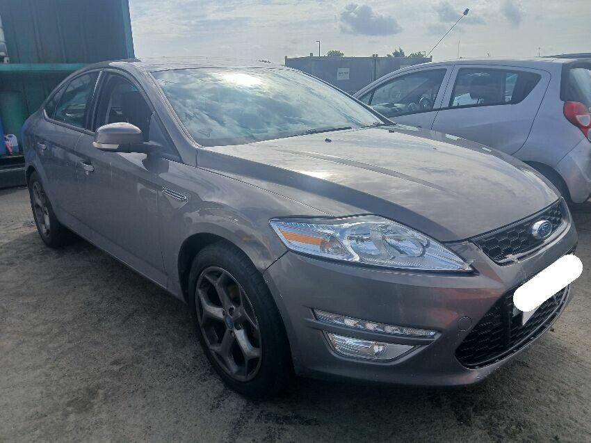 2012 FORD MONDEO