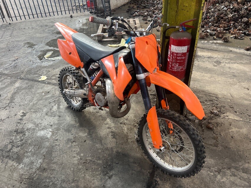  KAWASAKI 125