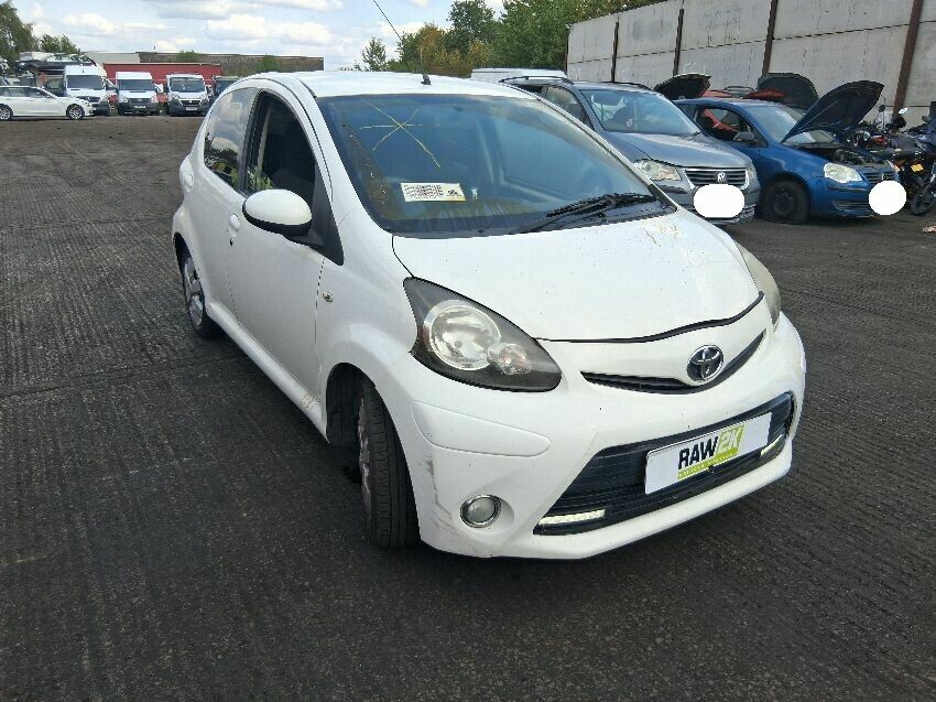 2012 TOYOTA AYGO