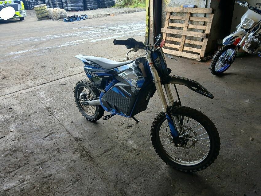  MOTORCYCLE MOTORCYCLE