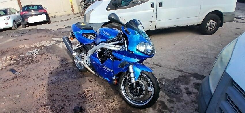 2002 TRIUMPH DAYTONA 955I