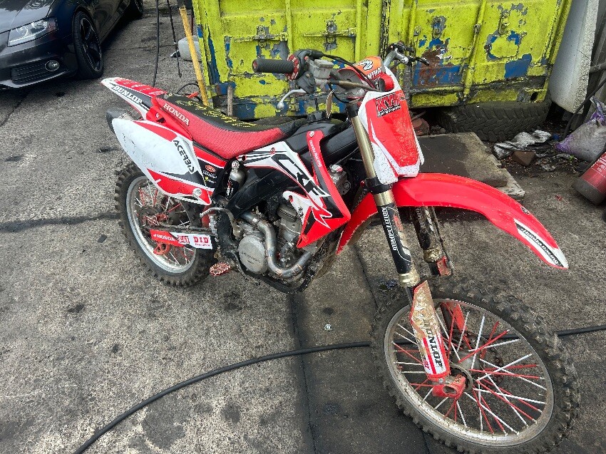  AC MOTORBIKE