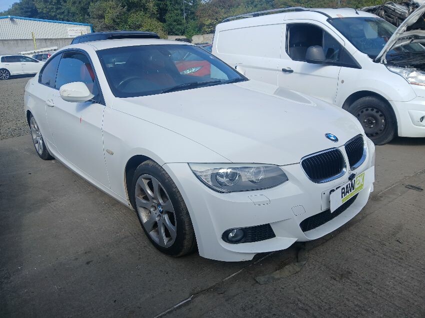 2011 BMW 3 SERIES
