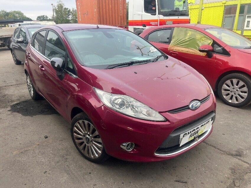 2009 FORD FIESTA