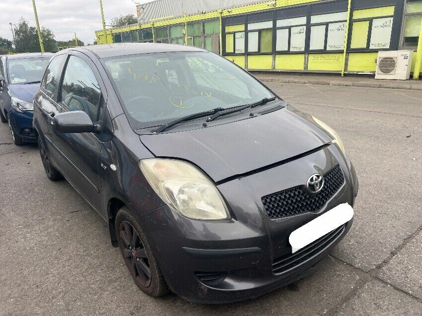2008 TOYOTA YARIS