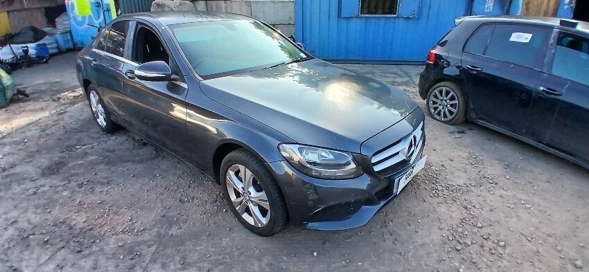 2015 MERCEDES C-CLASS