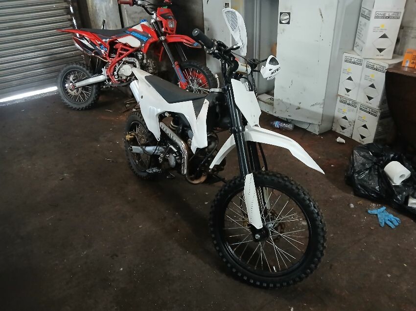  MOTORCYCLE PRO TAPER 125 CC