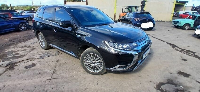 2018 MITSUBISHI OUTLANDER