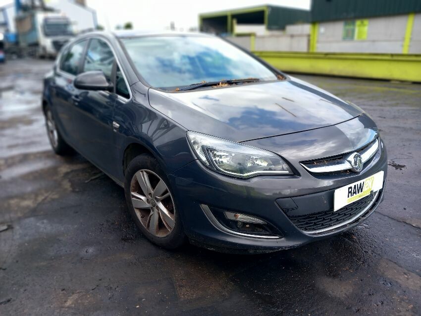2014 VAUXHALL ASTRA