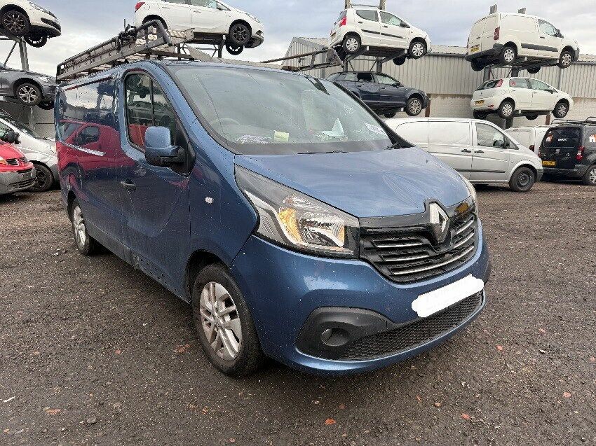 2016 RENAULT TRAFIC