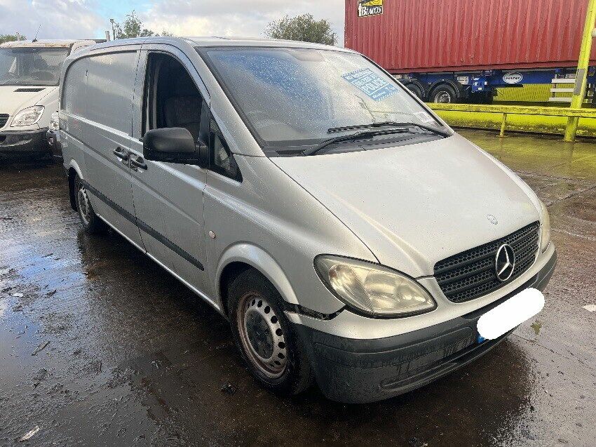 2010 MERCEDES VITO
