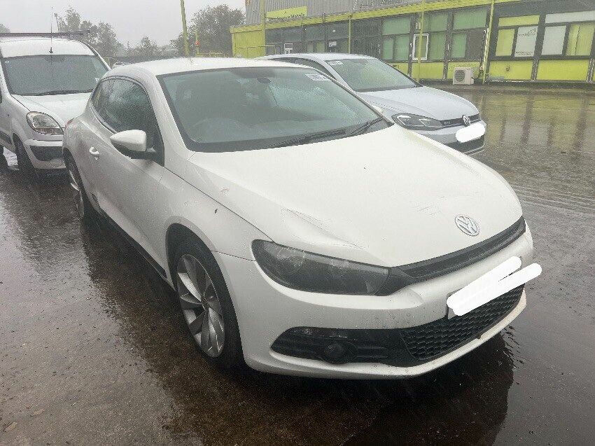 2010 VOLKSWAGEN SCIROCCO