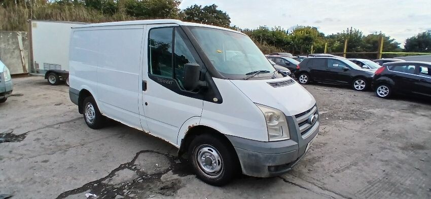 2011 FORD TRANSIT