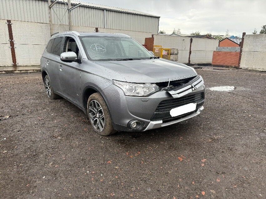 2014 MITSUBISHI OUTLANDER