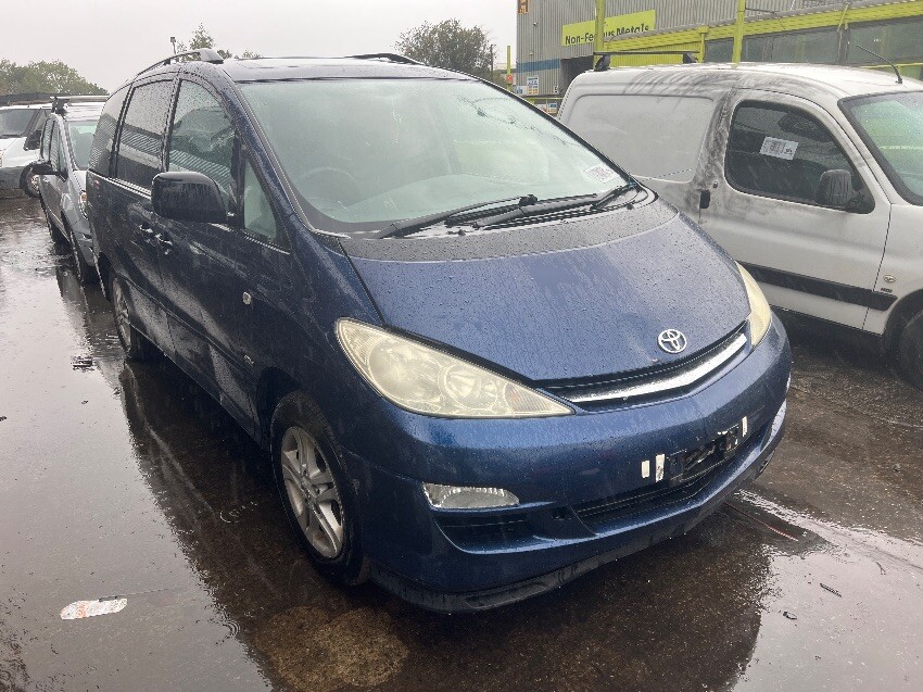 2005 TOYOTA PREVIA