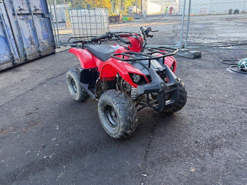  N/K MINI QUAD BIKE PETROL BLACK AND RED