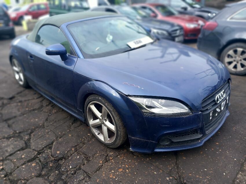 2011 AUDI TT
