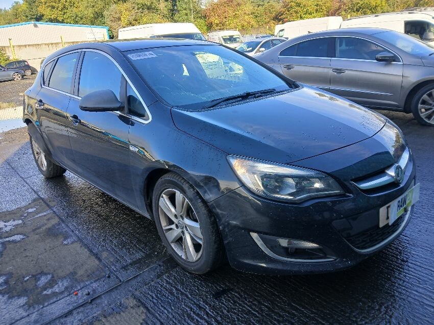 2015 VAUXHALL ASTRA