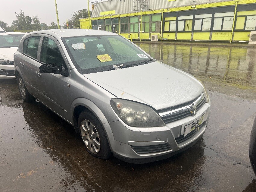 2004 VAUXHALL ASTRA