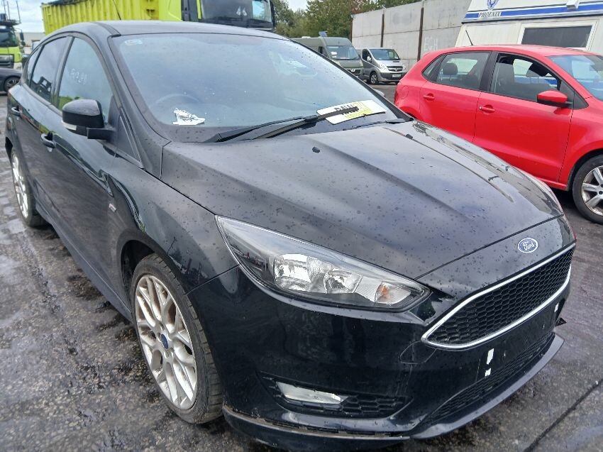 2017 FORD FOCUS