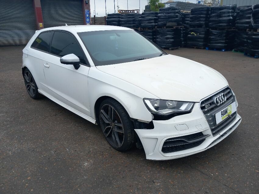 2015 AUDI A3