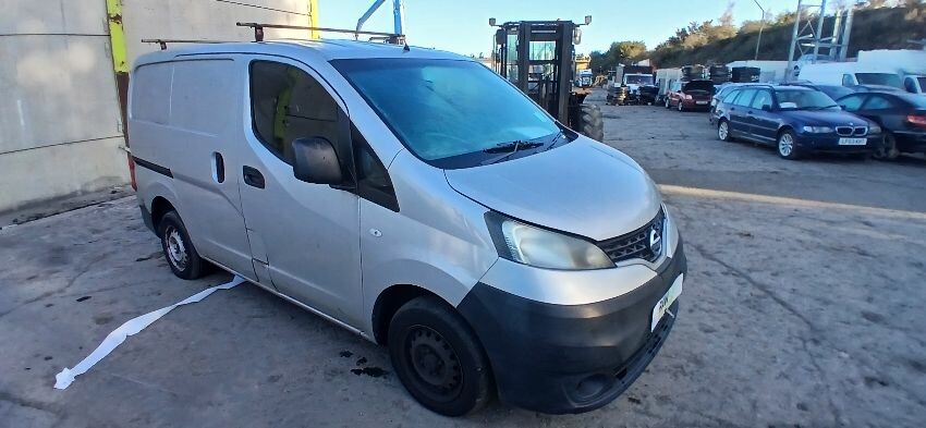 2013 NISSAN NV200