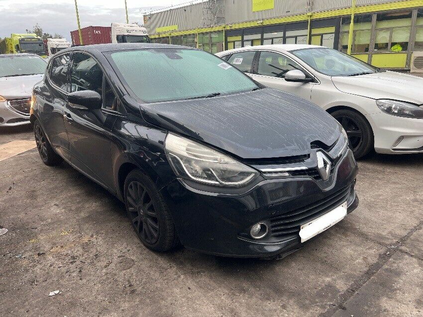 2014 RENAULT CLIO
