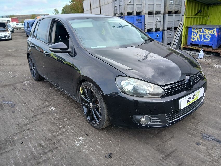2010 VOLKSWAGEN GOLF