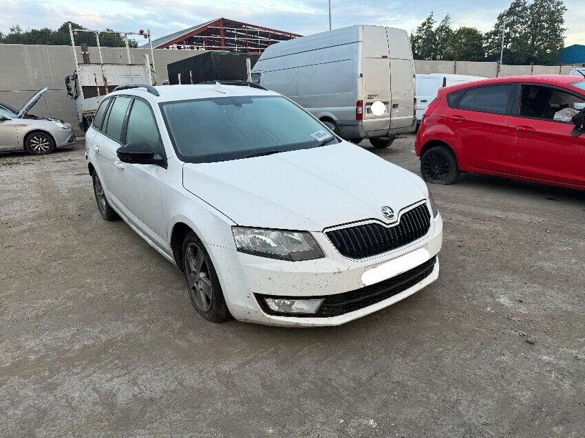 2014 SKODA OCTAVIA