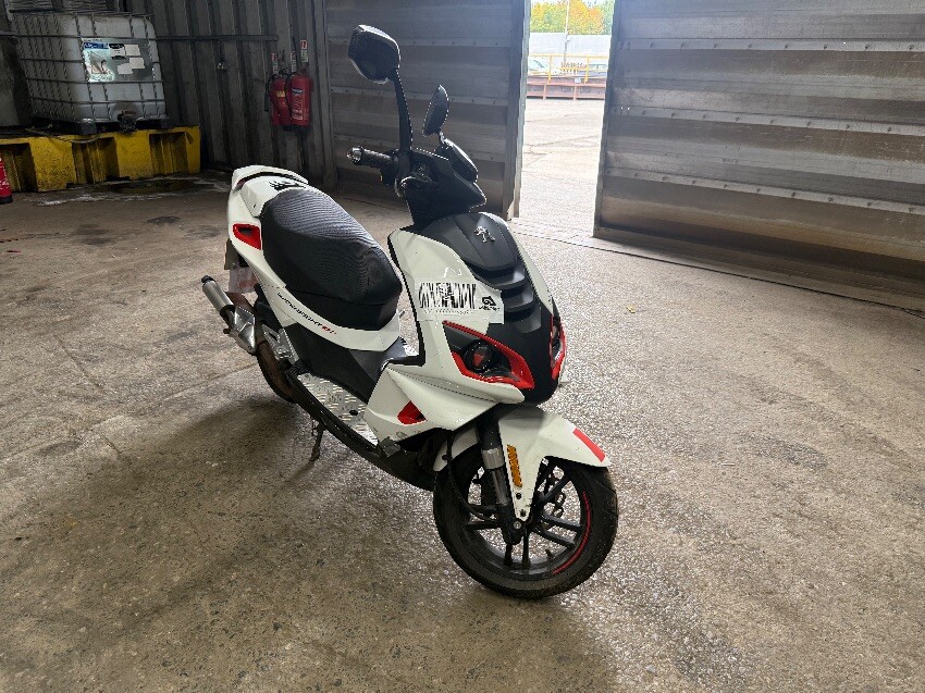 2017 PEUGEOT SPEEDFIGHT 4 50 LC ICEBLADE