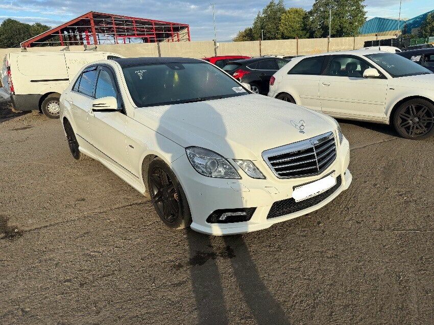 2010 MERCEDES E-CLASS