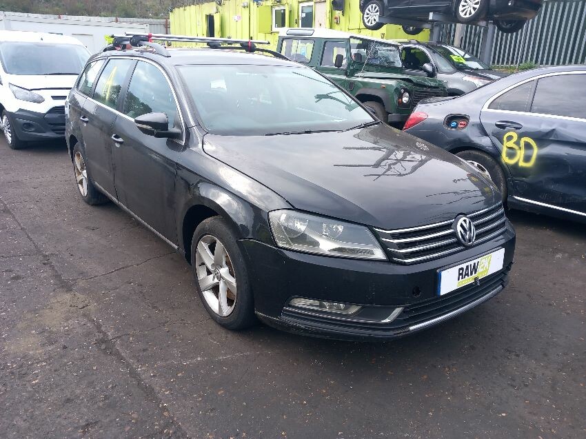 2014 VOLKSWAGEN PASSAT