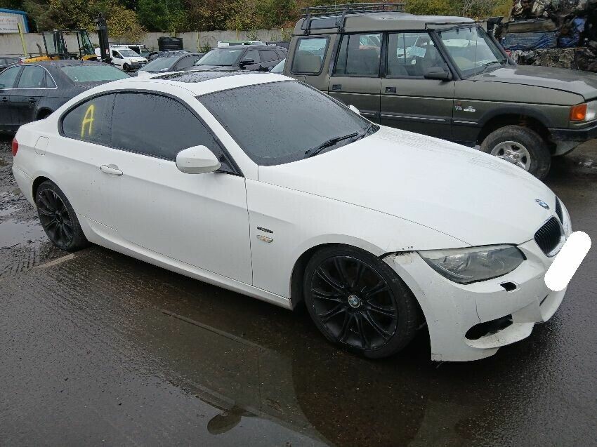 2011 BMW 3 SERIES