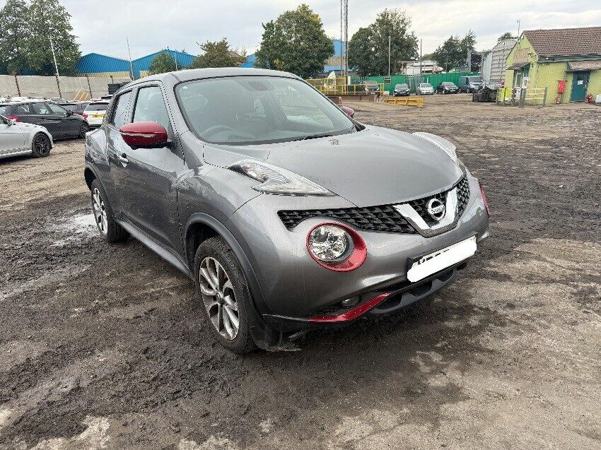 2015 NISSAN JUKE