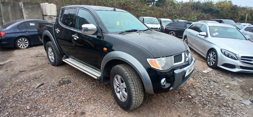 2007 MITSUBISHI L200