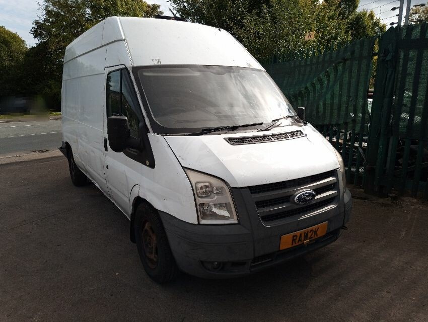 2011 FORD TRANSIT