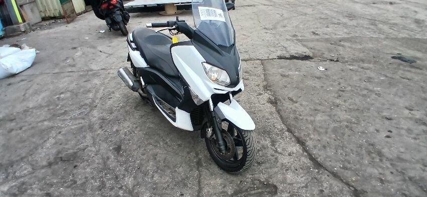 2013 YAMAHA YP 250 R X-MAX