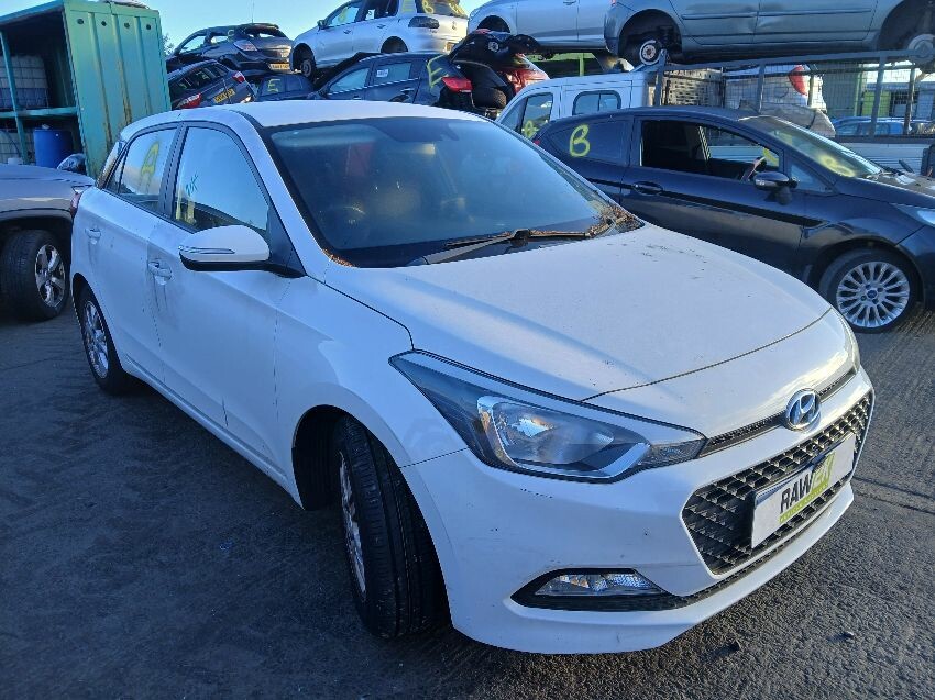 2017 HYUNDAI I20