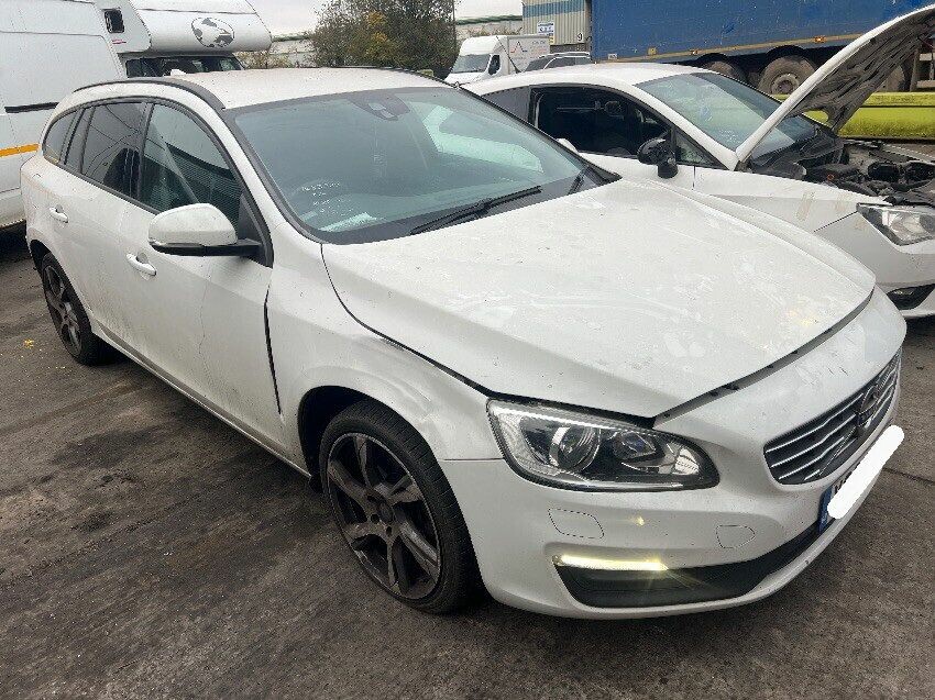 2014 VOLVO V60