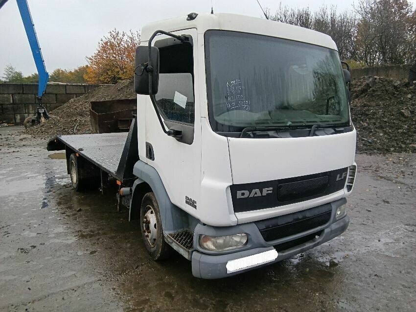 2002 DAF LF