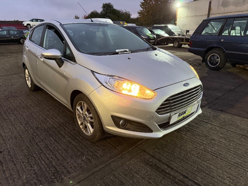2015 FORD FIESTA