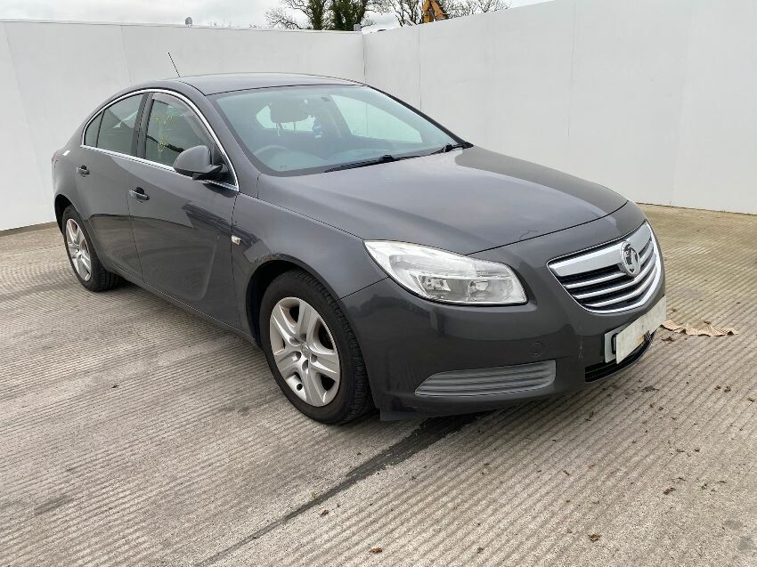 2011 VAUXHALL INSIGNIA