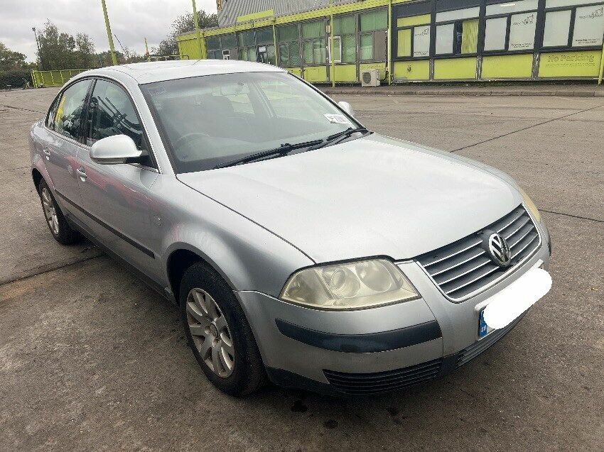 2004 VOLKSWAGEN PASSAT