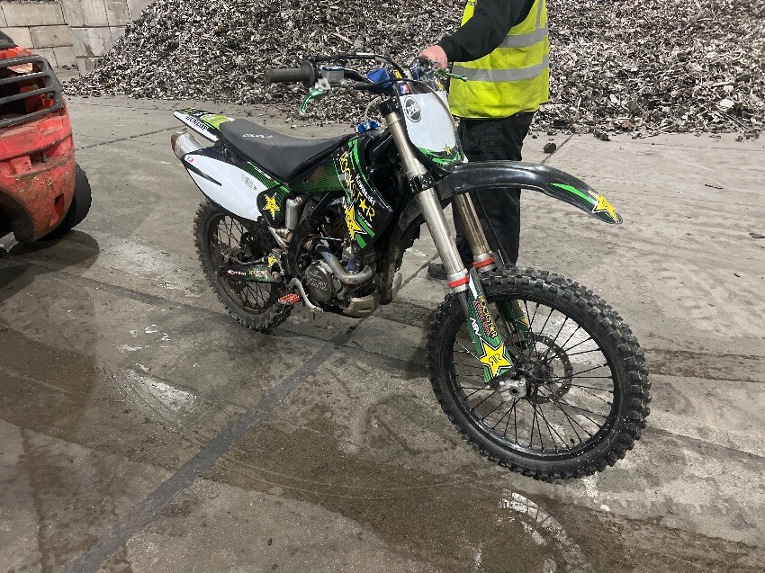  KAWASAKI KX250