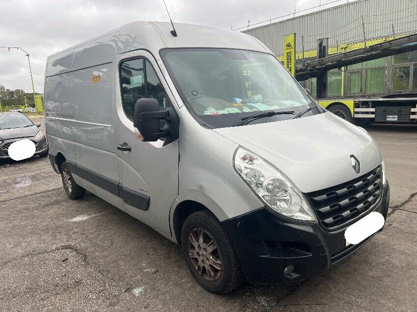 2012 RENAULT MASTER