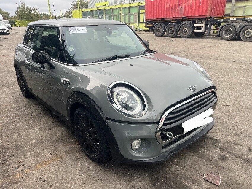 2018 MINI HATCH