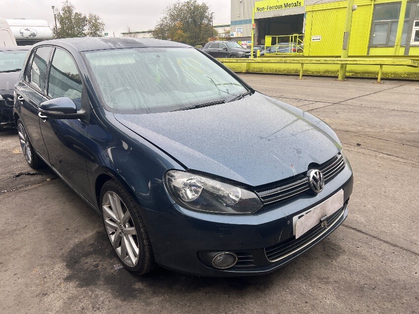 2009 VOLKSWAGEN GOLF